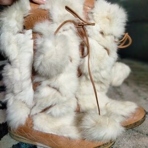 BURBERRY Fur Boots